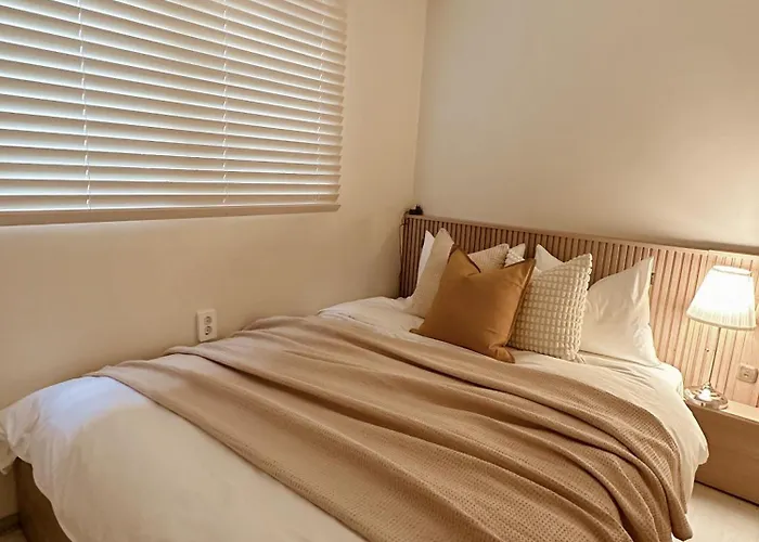 아파트 Peaceful 3br Near Miasageroi Stn *